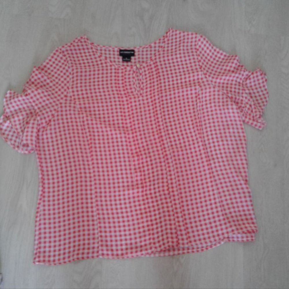 Coral checkered blouse